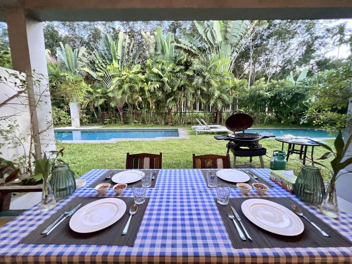 Villa Isara Khao Lak Exterior foto