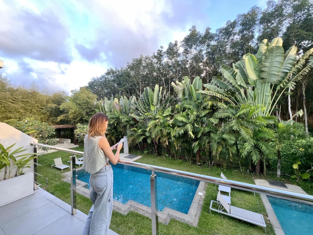 Villa Isara Khao Lak Exterior foto