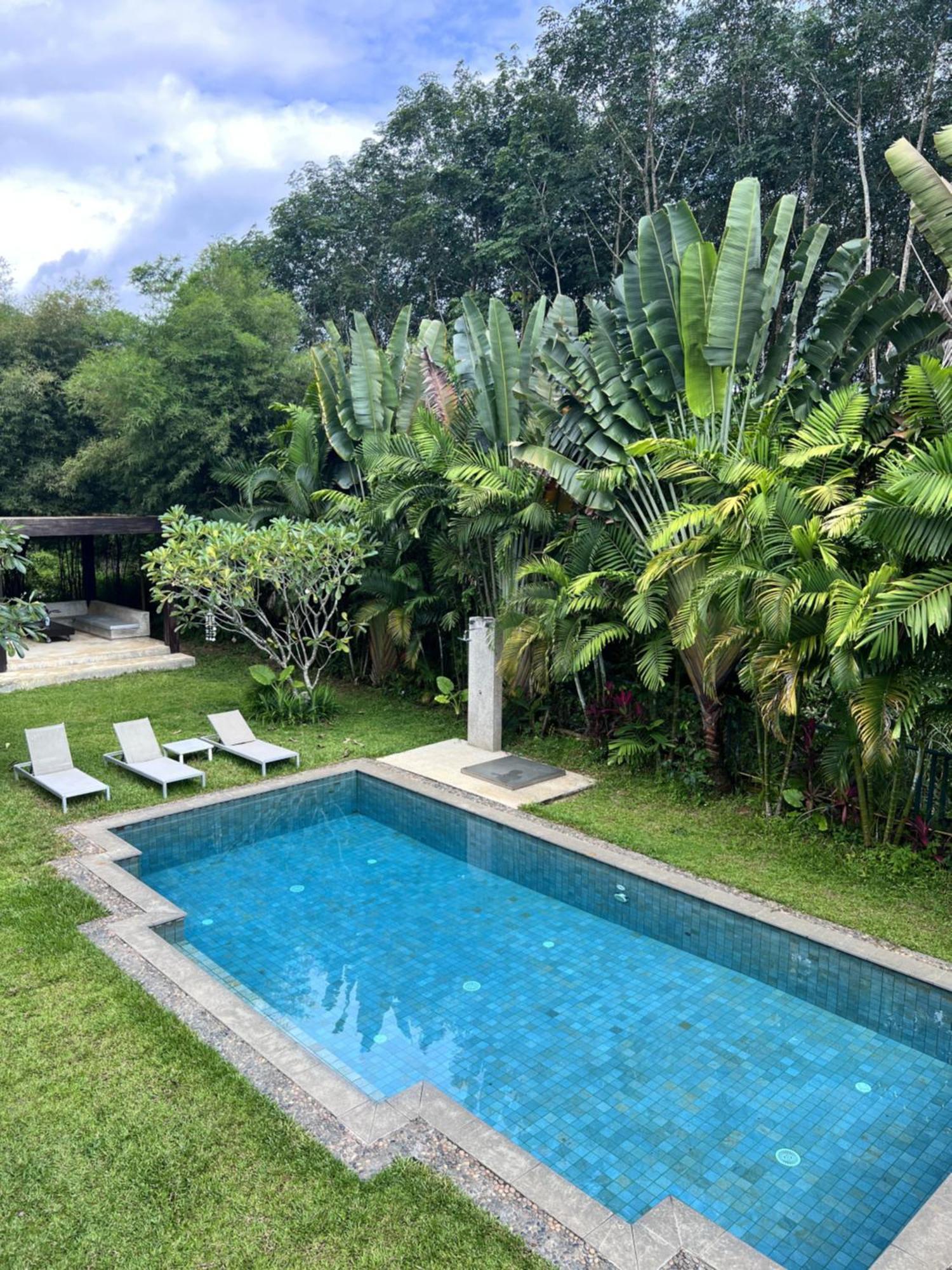 Villa Isara Khao Lak Exterior foto