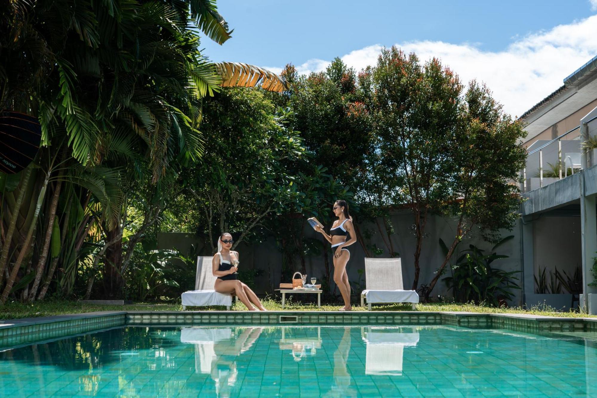 Villa Isara Khao Lak Exterior foto