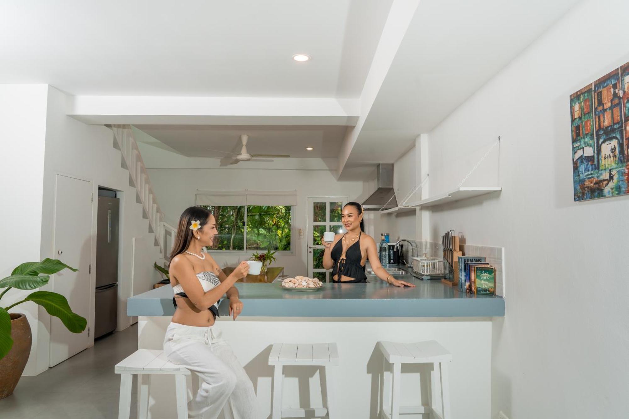 Villa Isara Khao Lak Exterior foto