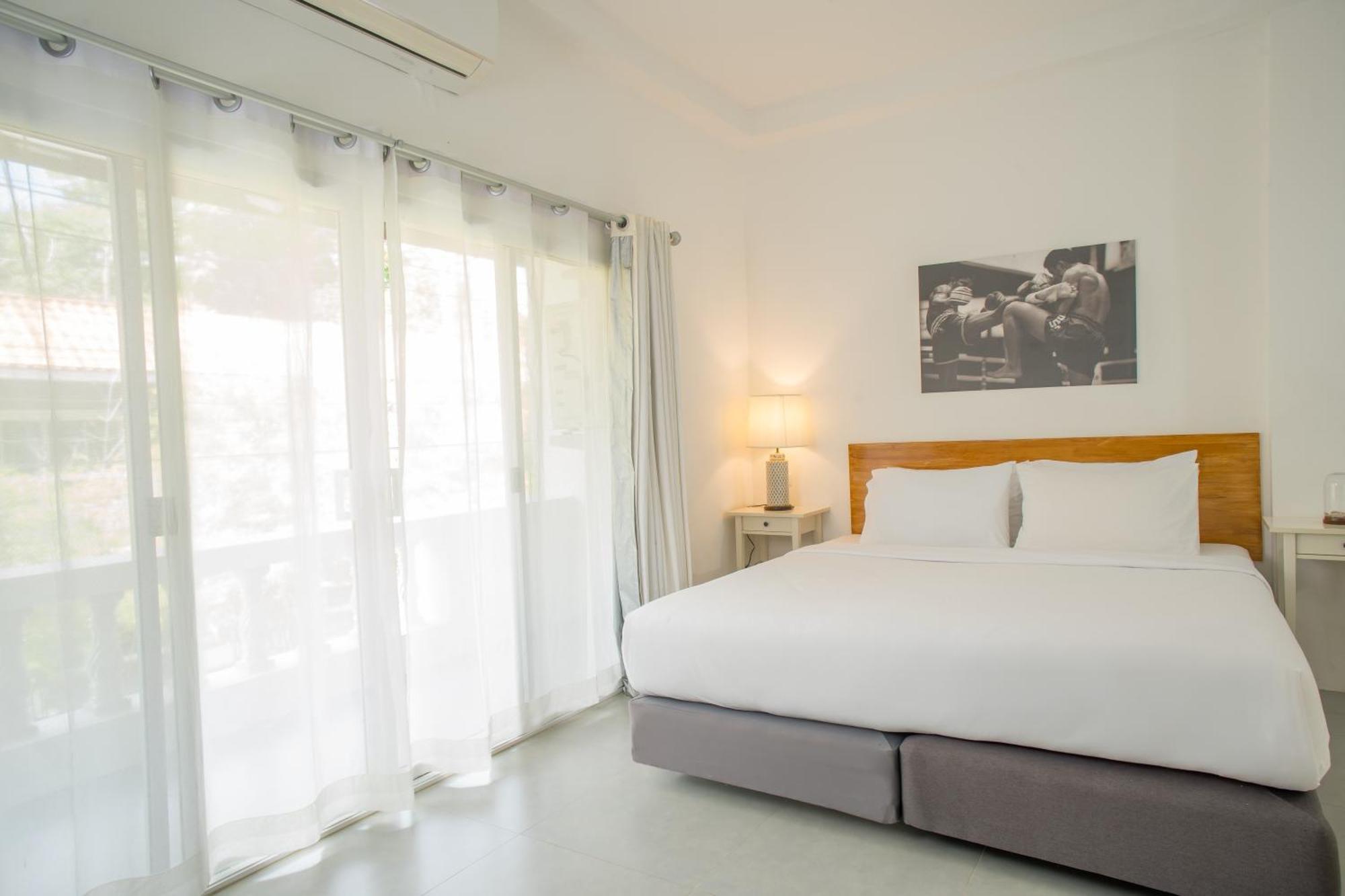 Villa Isara Khao Lak Exterior foto