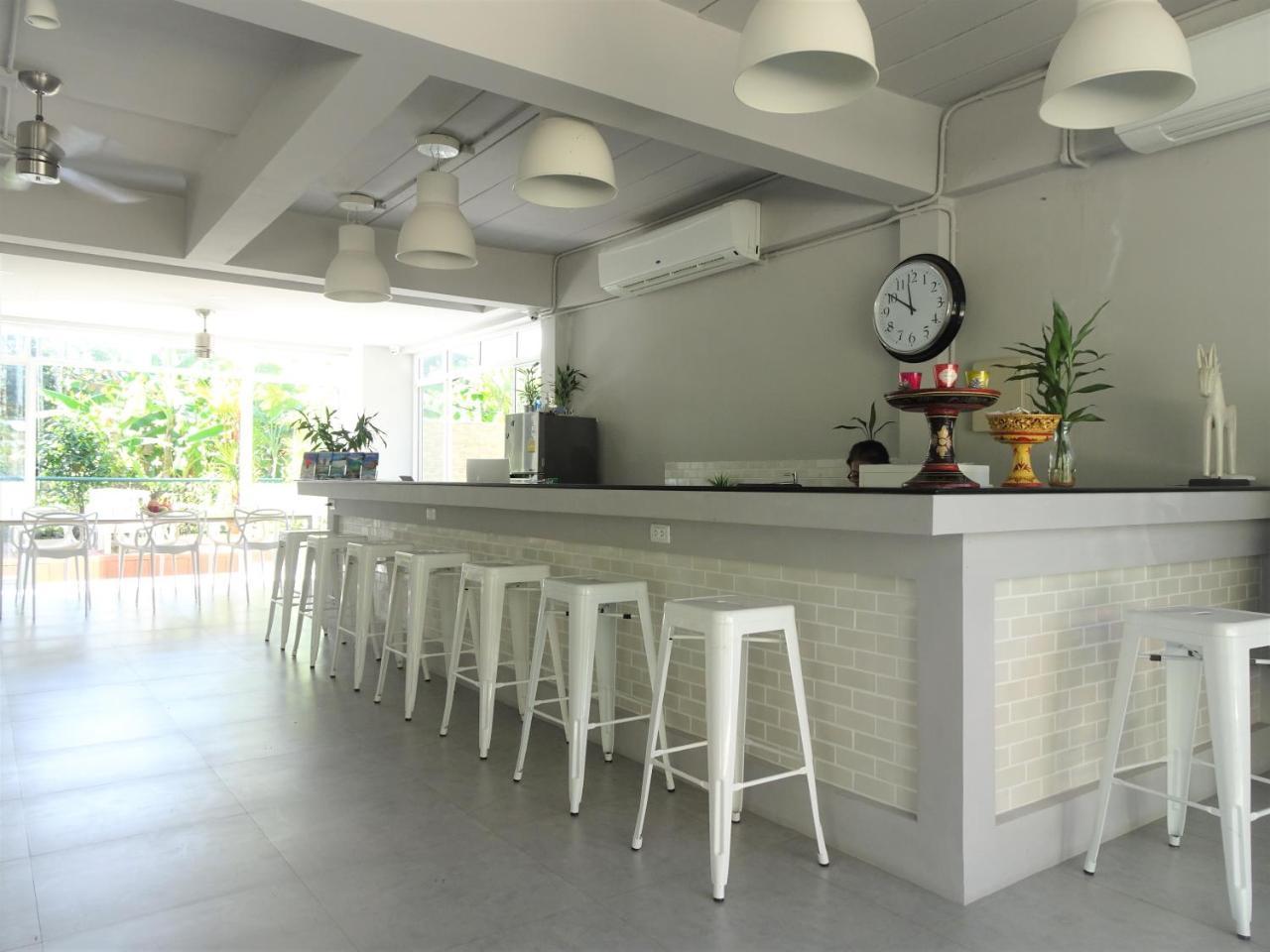 Villa Isara Khao Lak Exterior foto