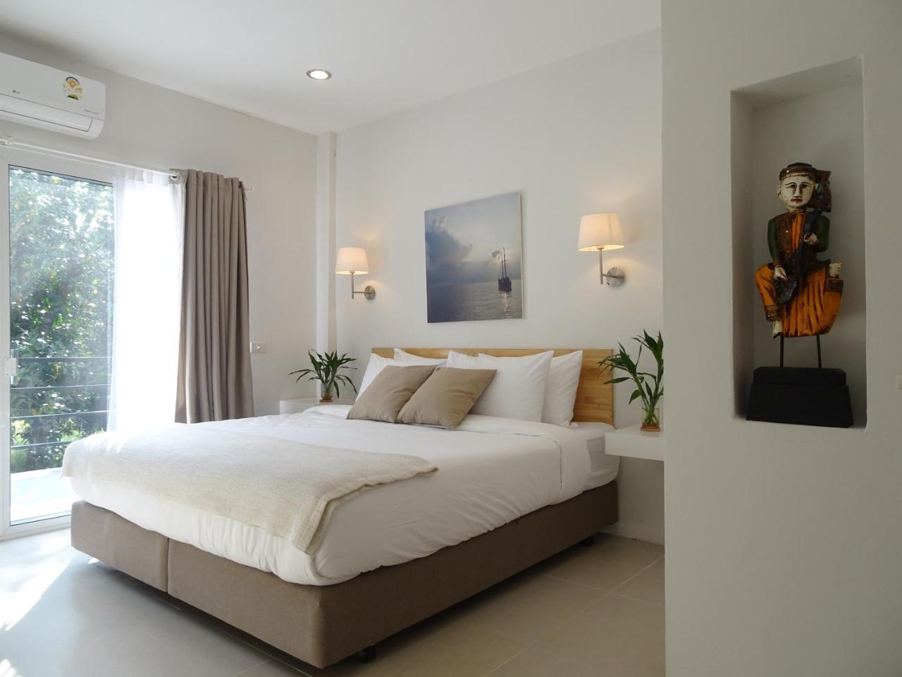 Villa Isara Khao Lak Exterior foto