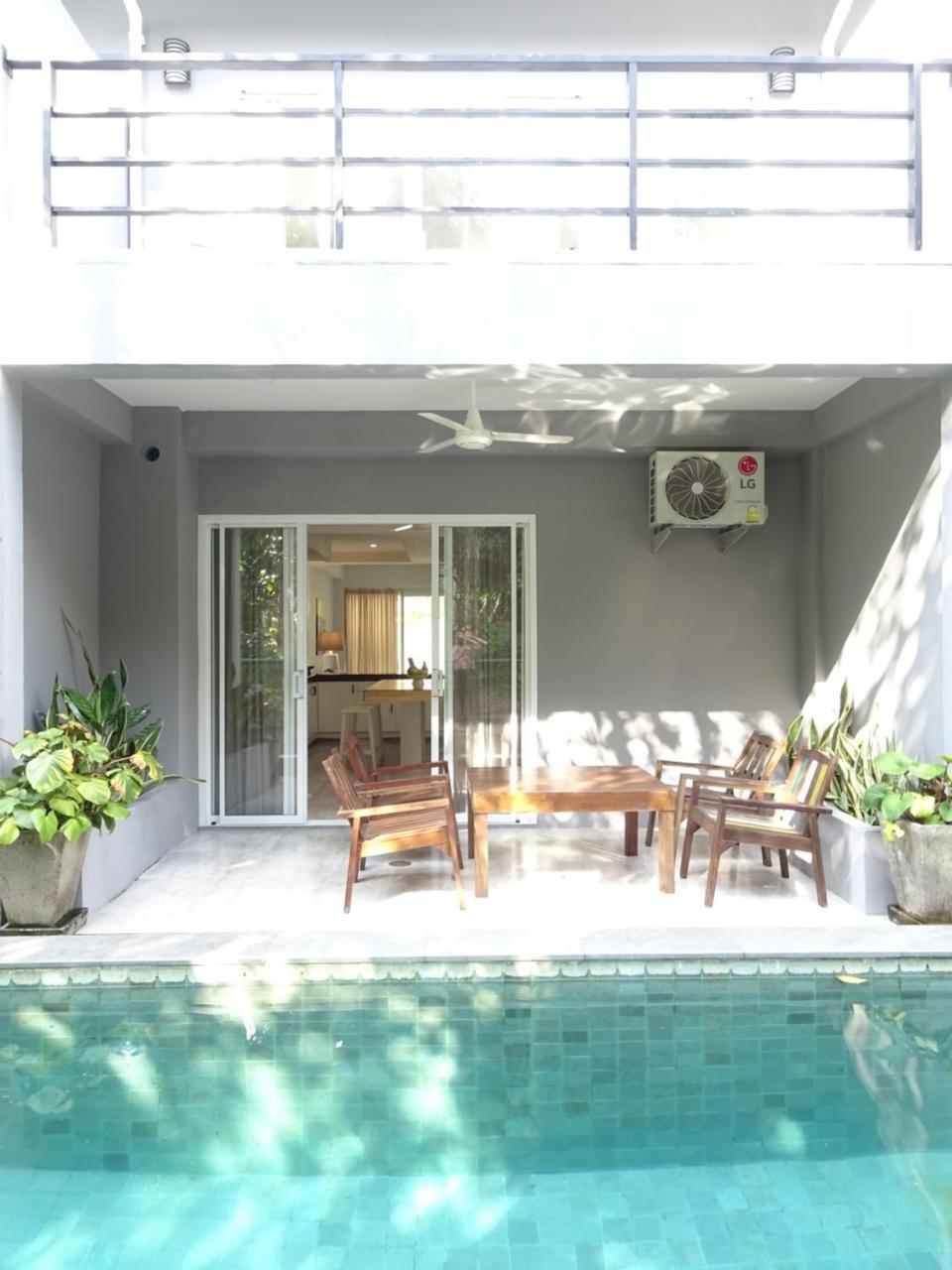 Villa Isara Khao Lak Exterior foto